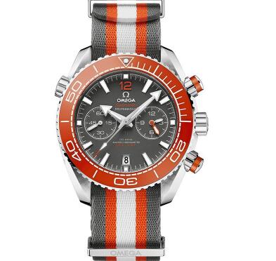 The orange ceramic bezel adds the brilliance to the timepiece.