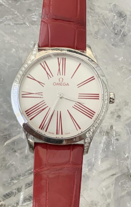 Best replica watches are distinct for the red color.